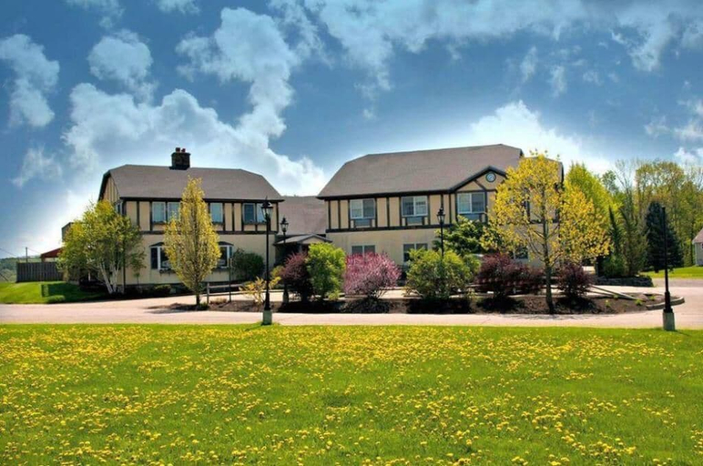 Others 1, Camelot Restaurant & Inn, Lackawanna
