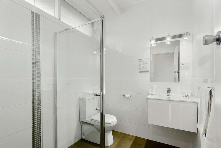 Bathroom 3, Comfort Inn Flinders on Main, Port Pirie C Dists - City