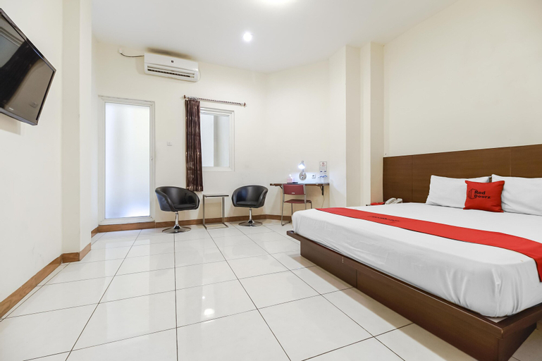 Bedroom 30