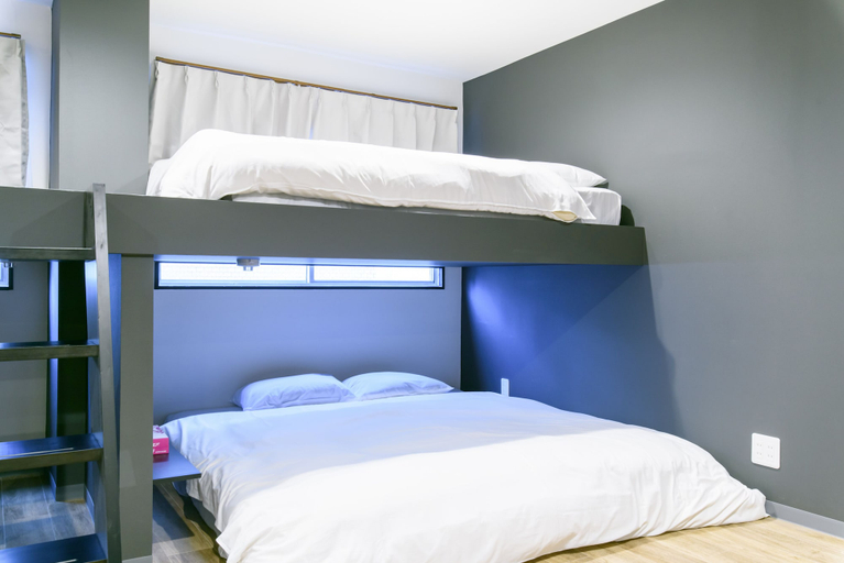 Bedroom 3, Black Gate Nippombashi, Osaka