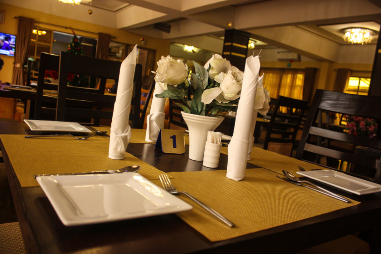 Food & Drinks 4, Banex Apartments, Shomolu
