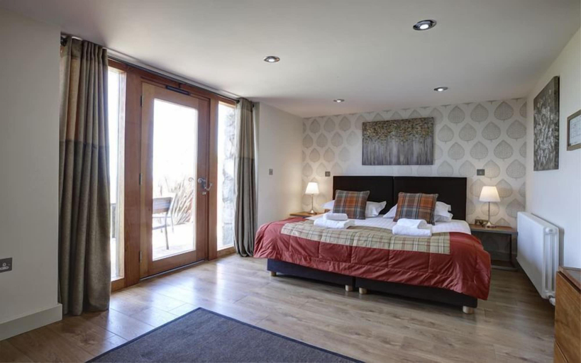 Bedroom 2, The Stables 3, Gwynedd