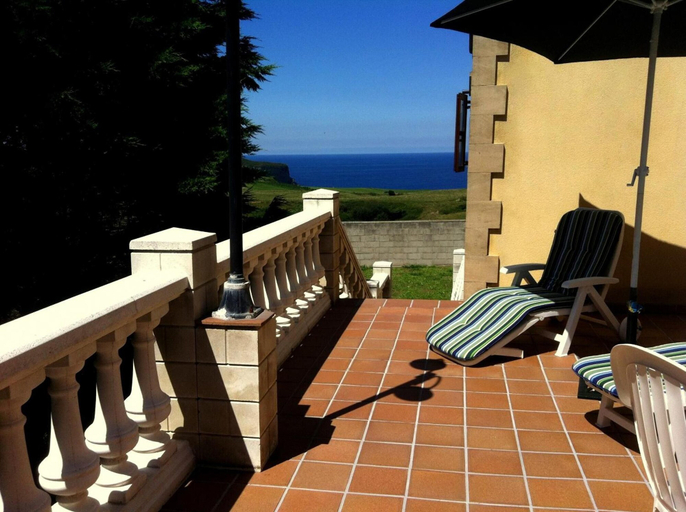 Others 5, Posada Punta Ballota, Cantabria