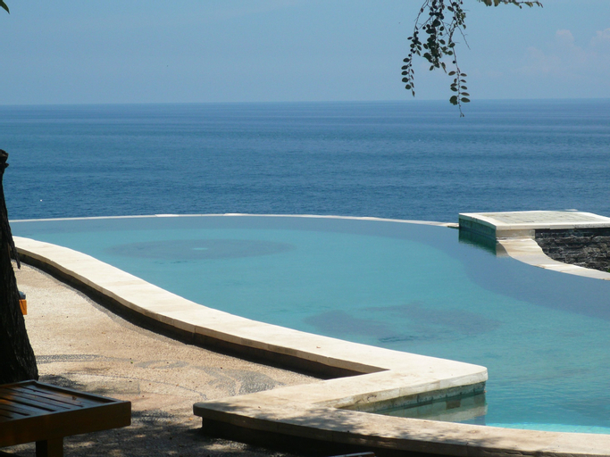 Wawa Wewe Rock, Karangasem