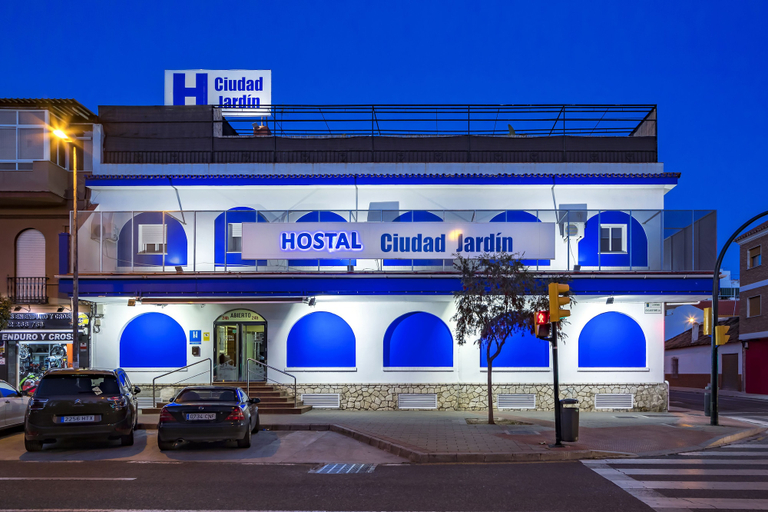 Exterior & Views, Hostal Ciudad Jardin, Málaga