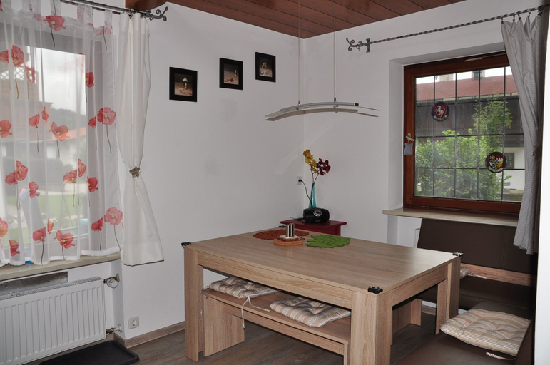Others 5, Haus am Wiesengrund, Traunstein
