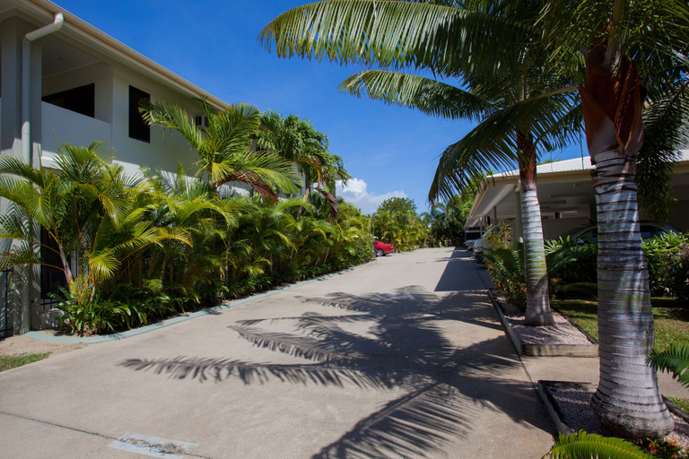 Exterior & Views 2, Seaforth Apartments, Cairns