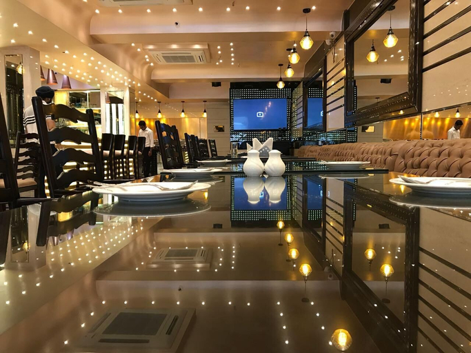 Food & Drinks 5, Hotel L'affaire, Delhi