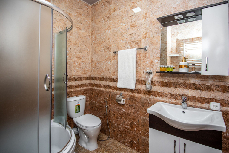 Bathroom, Penta Tbilisi, Tbilisi