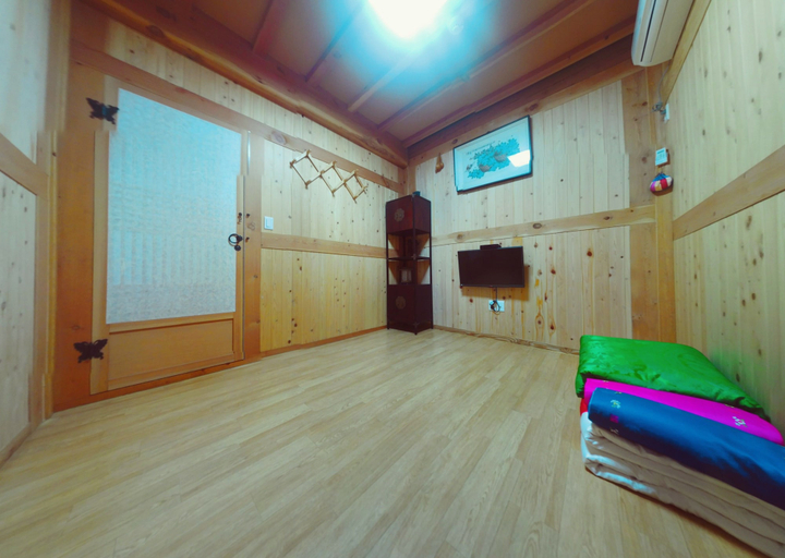 Bedroom 3, HanokGuesthouse Jangsoo, Jeonju
