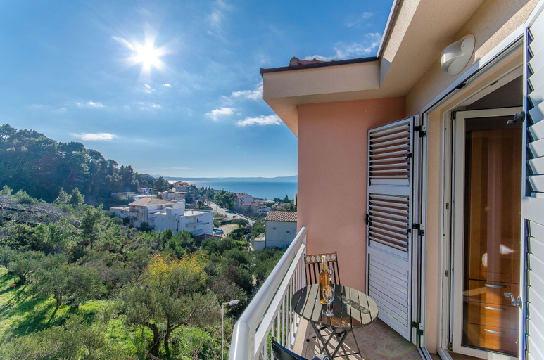 Others 4, Apartments Seaview, Tučepi