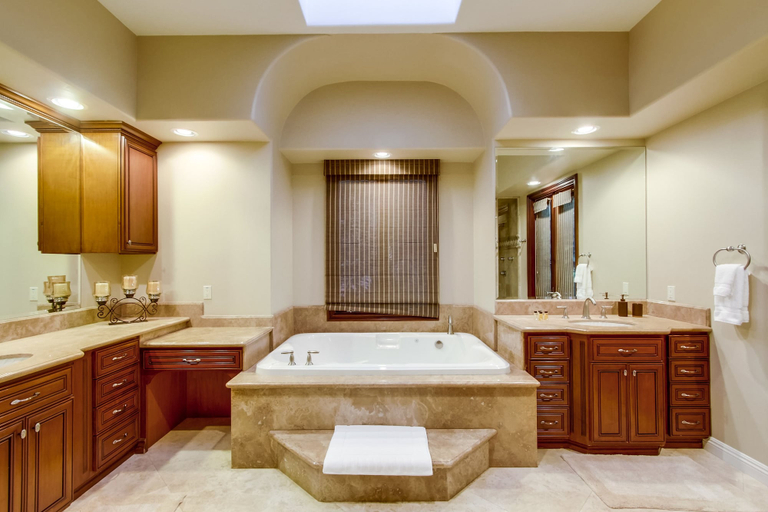 Bathroom 4, Tropical 5BR La Jolla Retreat by NamaStay, San Diego