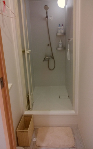Bathroom 4, Guest House COCO Hiroshima - Hostel, Caters to Women, Hiroshima
