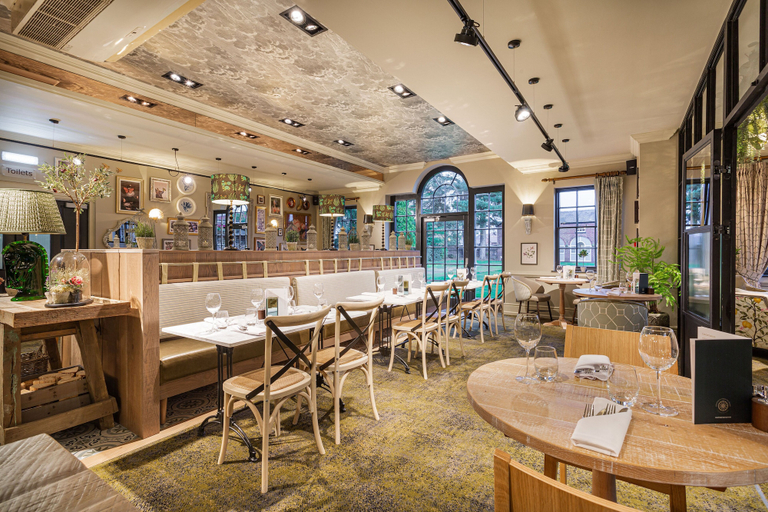 Food & Drinks 4, Wynnstay Hotel, Oswestry, Shropshire, Shropshire