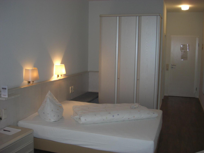 Bedroom 2, Euro Park Hotel Hennef, Rhein-Sieg-Kreis