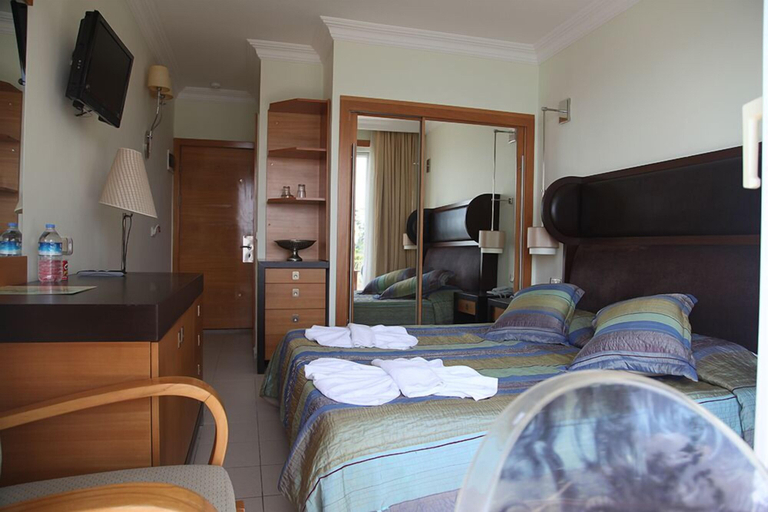 Bedroom 3, Yali Hotel, Manavgat