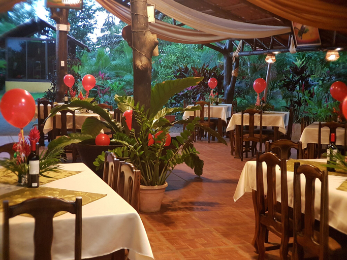 Food & Drinks 5, Hotel Heliconias Nature Inn & Hot Springs, San Carlos