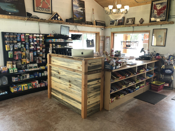 Food & Drinks 5, Crater Lake Resort, Klamath