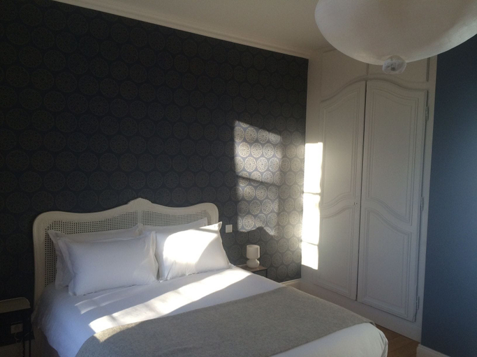 Bedroom 4, Chateau La Maronne, Gironde