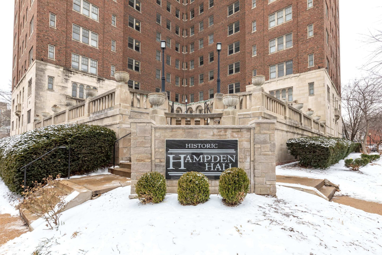 Exterior & Views 2, Classic CWE Apts with Full Kitchen by Zencity, Saint Louis