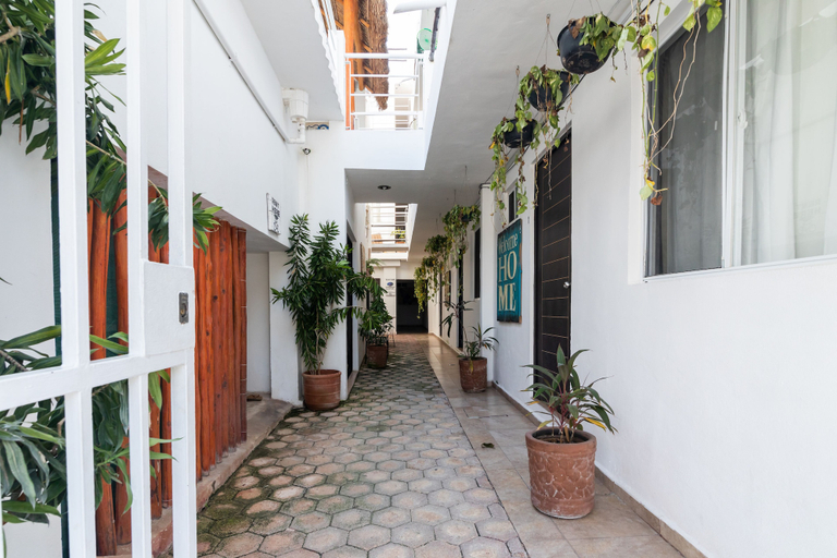 Others 5, Casa Isza, Cozumel