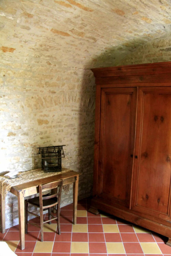 Others 5, Côté-Serein Chambre La courtine, Yonne