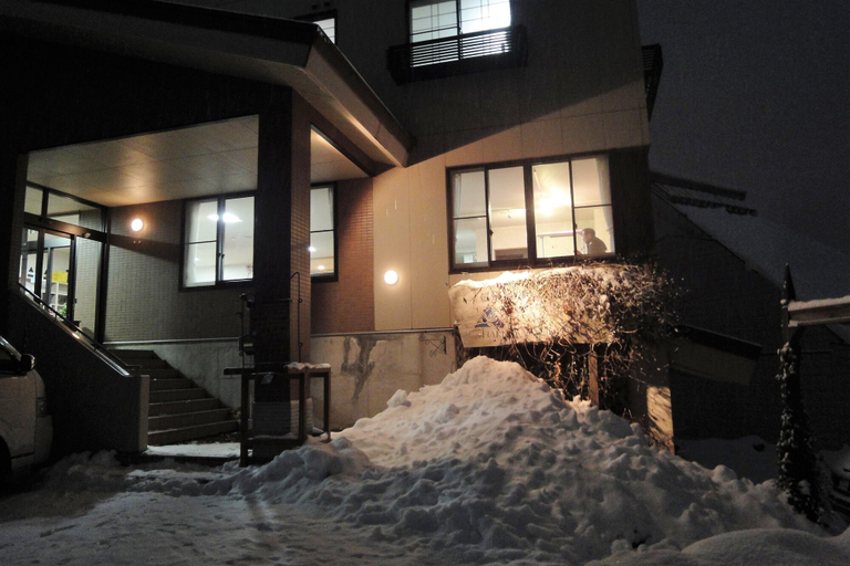 Exterior & Views 2, Hakuba Glad Inn Ebisuya, Hakuba
