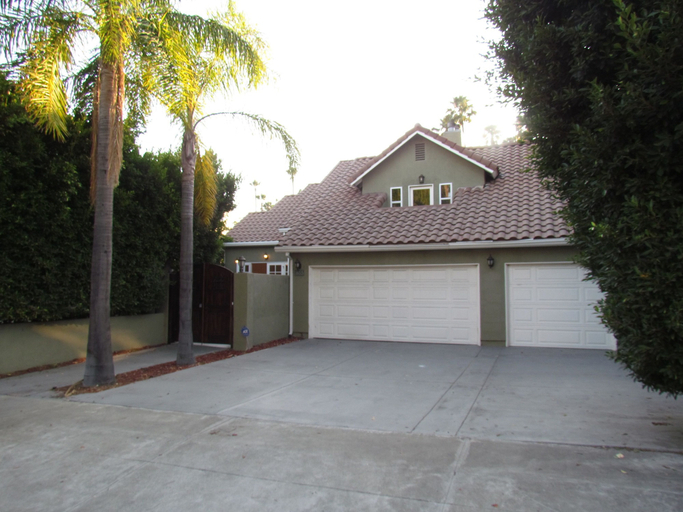 Exterior & Views 2, 2 Floors House with Pool and Huge Relax, Los Angeles