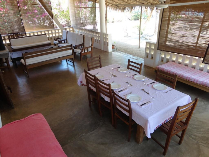 Food & Drinks, Villa Sambatra, Boeny