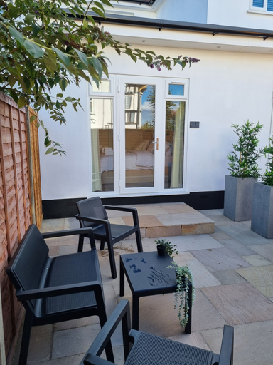 Exterior & Views 2, Hotel CG London, London