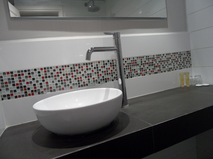 Bathroom 5, Sea Park Hotel Netanya