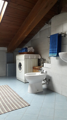 Bathroom 5, Palazzo Colombino B&B, Torino