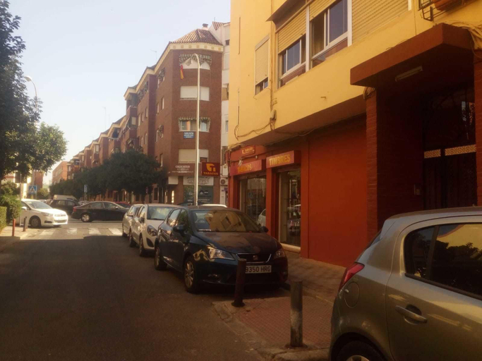 Exterior & Views 2, Desde Triana a Sevilla, Sevilla