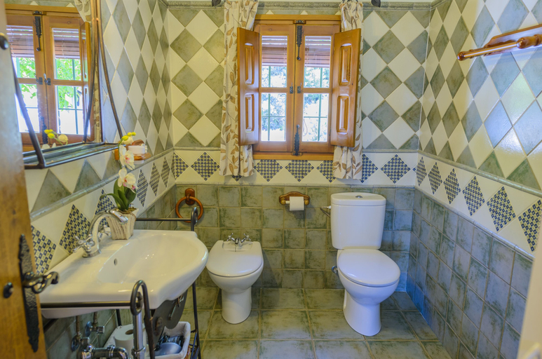 Bathroom 4, El Rincón de Carmen, Córdoba