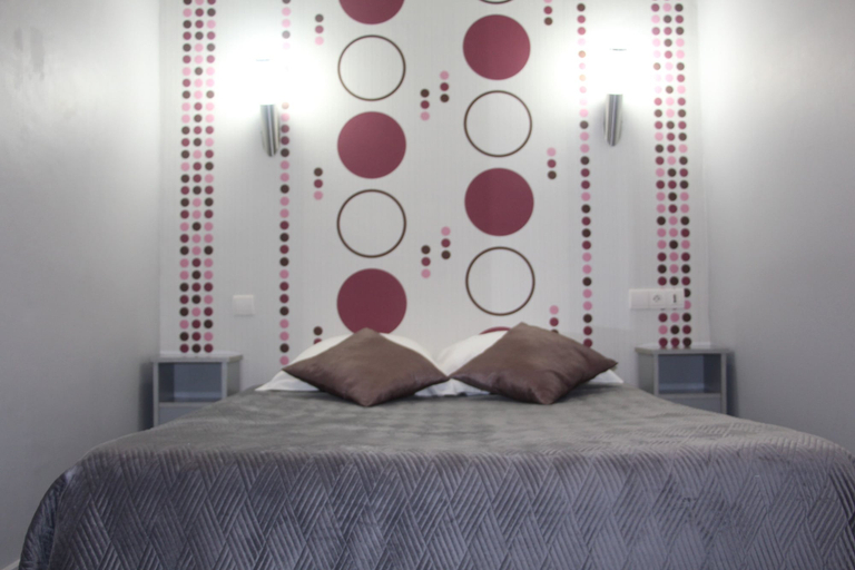 Bedroom 2, Au Chapon Fin, Vienne