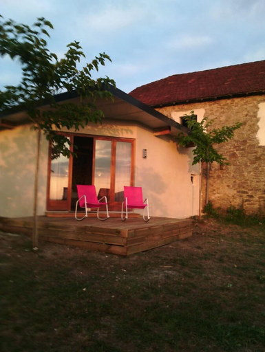 Exterior & Views 2, Bout De Cote, Lot
