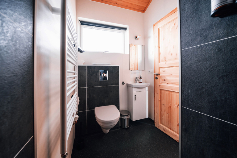 Bathroom 3, Blue View cabin 4B with Hot Tub, Biskupstungnahreppur