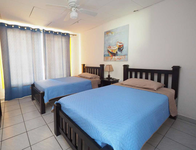 Bedroom 3, Villa Cocos 36, Garabito