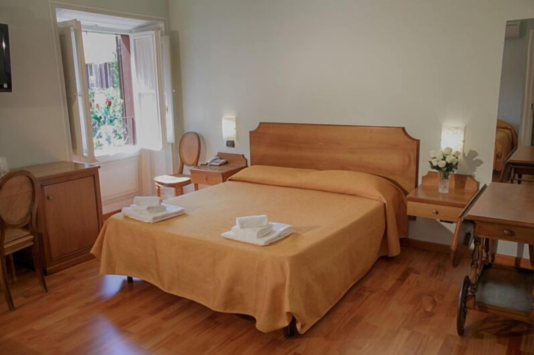 Bedroom 4, Domus Real Cardello, Roma