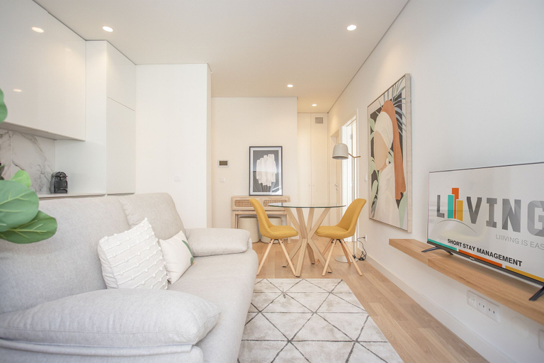Others 3, Liiiving - City Design Apartment G, Porto