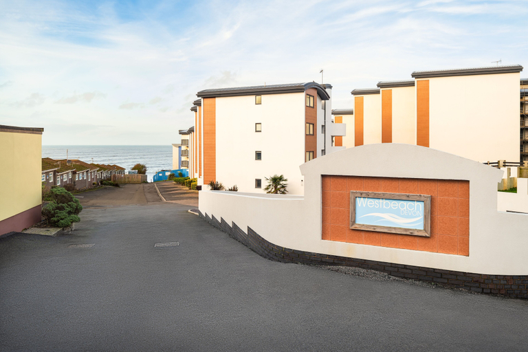 Exterior & Views 2, Westbeach Holiday Apartments, Devon