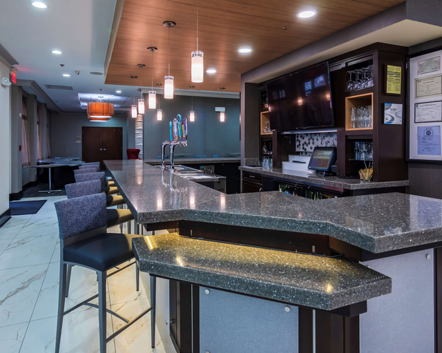 Food & Drinks 5, Hilton Garden Inn Atlanta South/McDonough, Henry