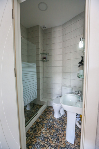 Bathroom 2, Vortex - City Center, Tbilisi