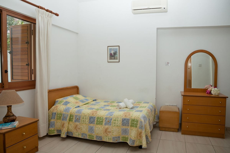 Bedroom 3, Villa Kleoniki
