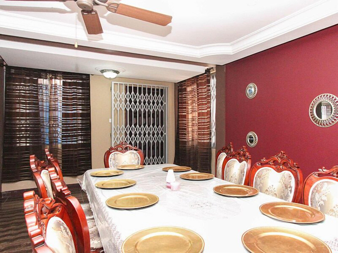 Food & Drinks, Villa D' Coco, Tema