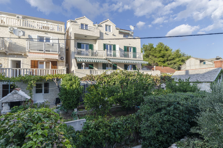 Exterior & Views 2, Apartments and Room Villa Niko, Bol