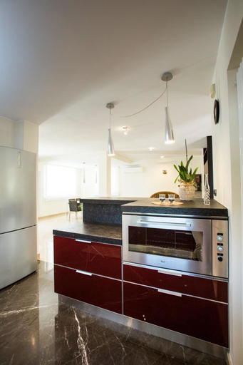 Shared kitchen 4, Villa Thidis, Taranto