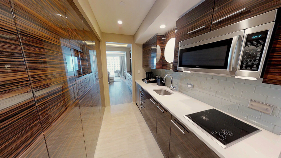 Bathroom 5, Beachfront Condo in Central Beach, Broward