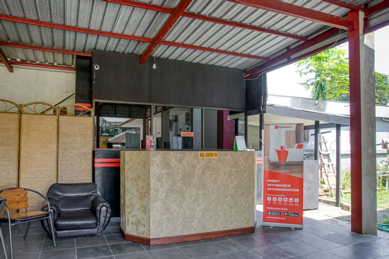 Public Area, RedDoorz near Paralayang Batu, Malang