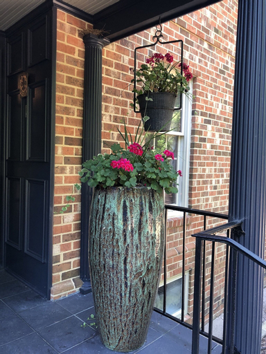 Exterior & Views 2, Williamsburg Sampler B & B, Williamsburg